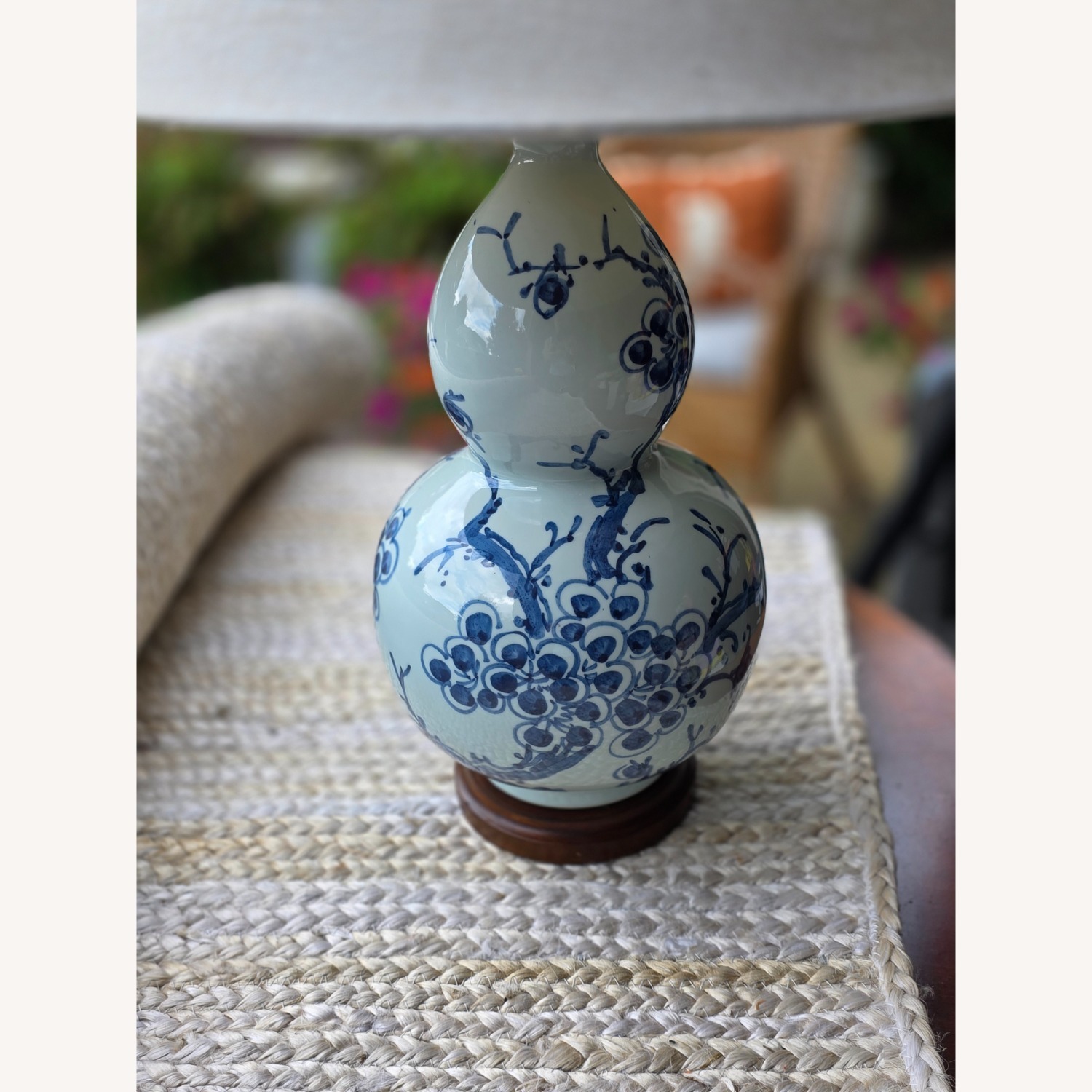 Ralph Lauren White Porcelain Table Lamp - image-9