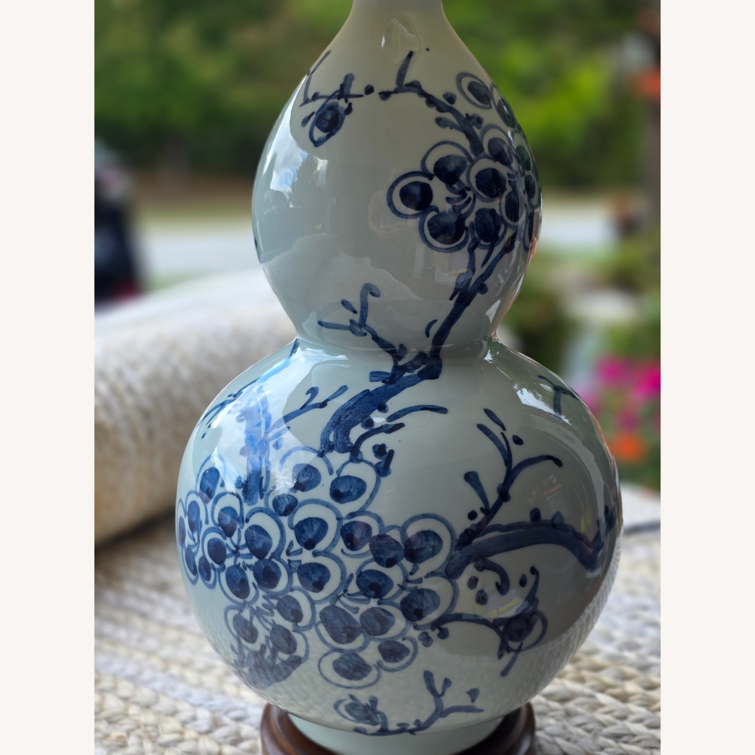 Ralph Lauren White Porcelain Table Lamp - image-5