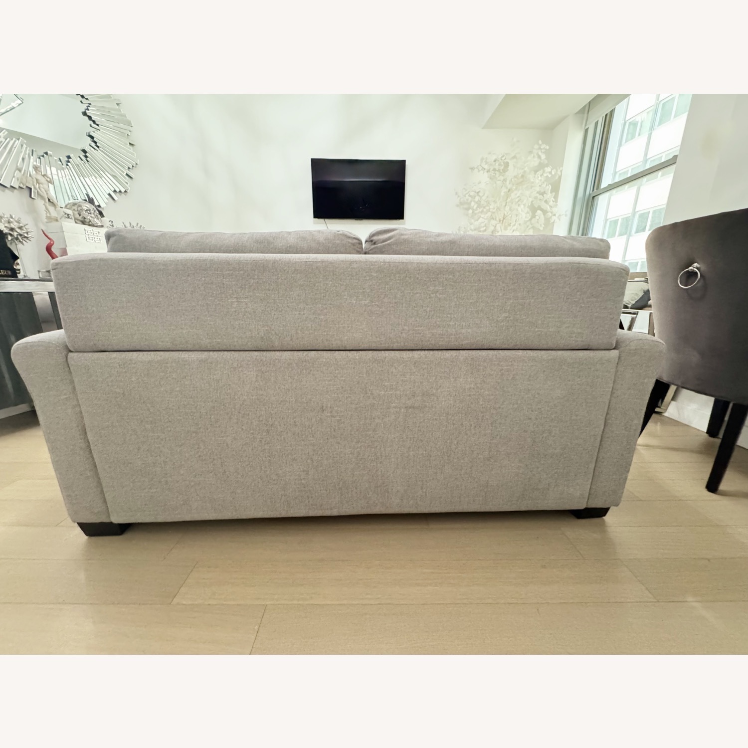 Jennifer Convertibles 2-Seater Queen-sized Sleeper Sofa - image-2