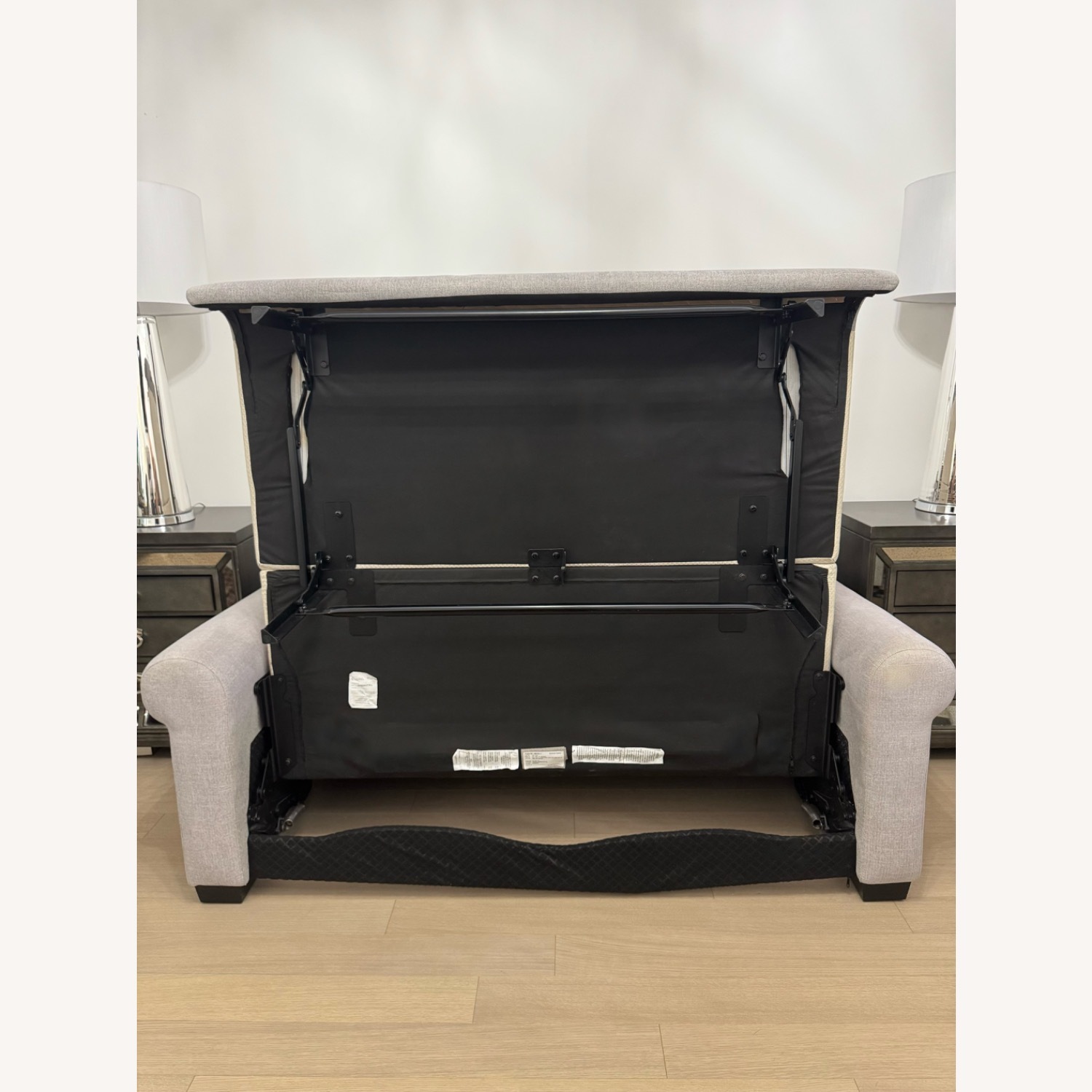 Jennifer Convertibles 2-Seater Queen-sized Sleeper Sofa - image-3