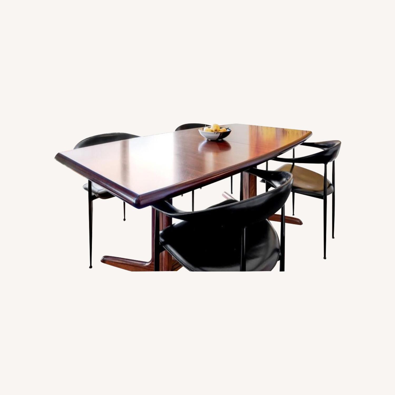 Dining Table Midcentury/Scandinavian/Rosewood - image-0