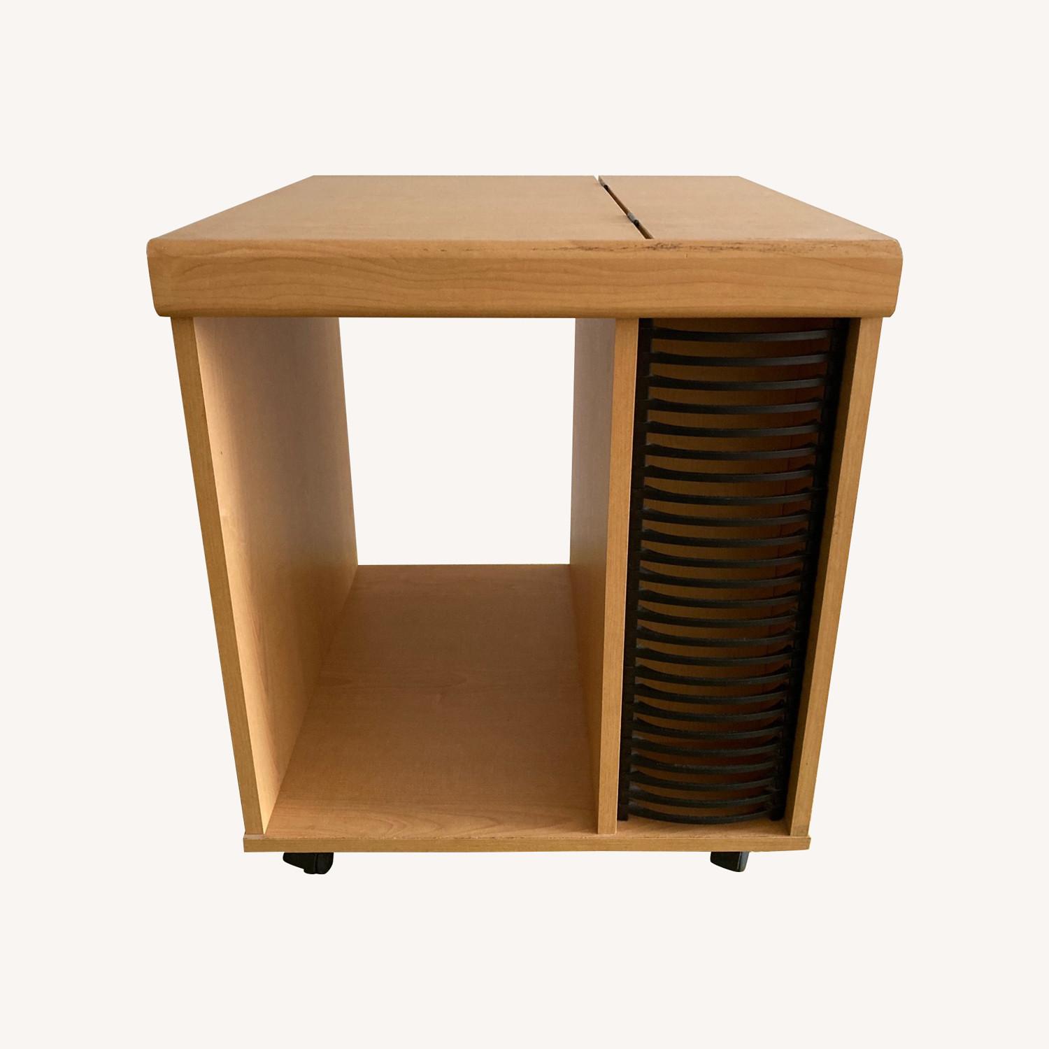 Side/Media Storage Table - image-0