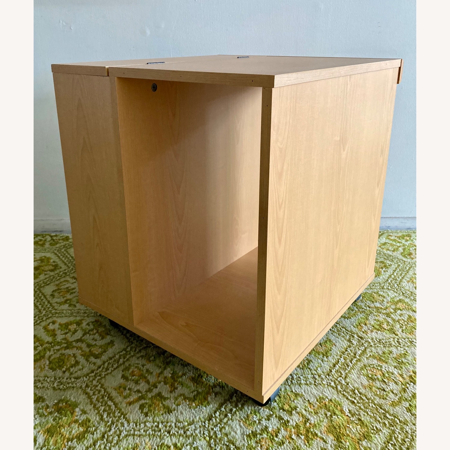 Side/Media Storage Table - image-2