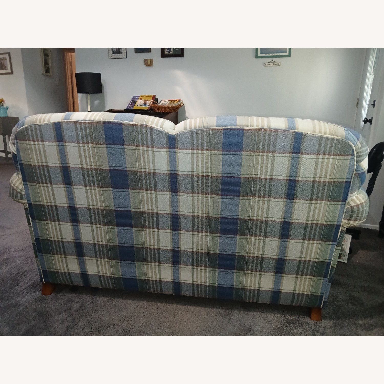 Broyhill Furniture Fabric Loveseat - image-5