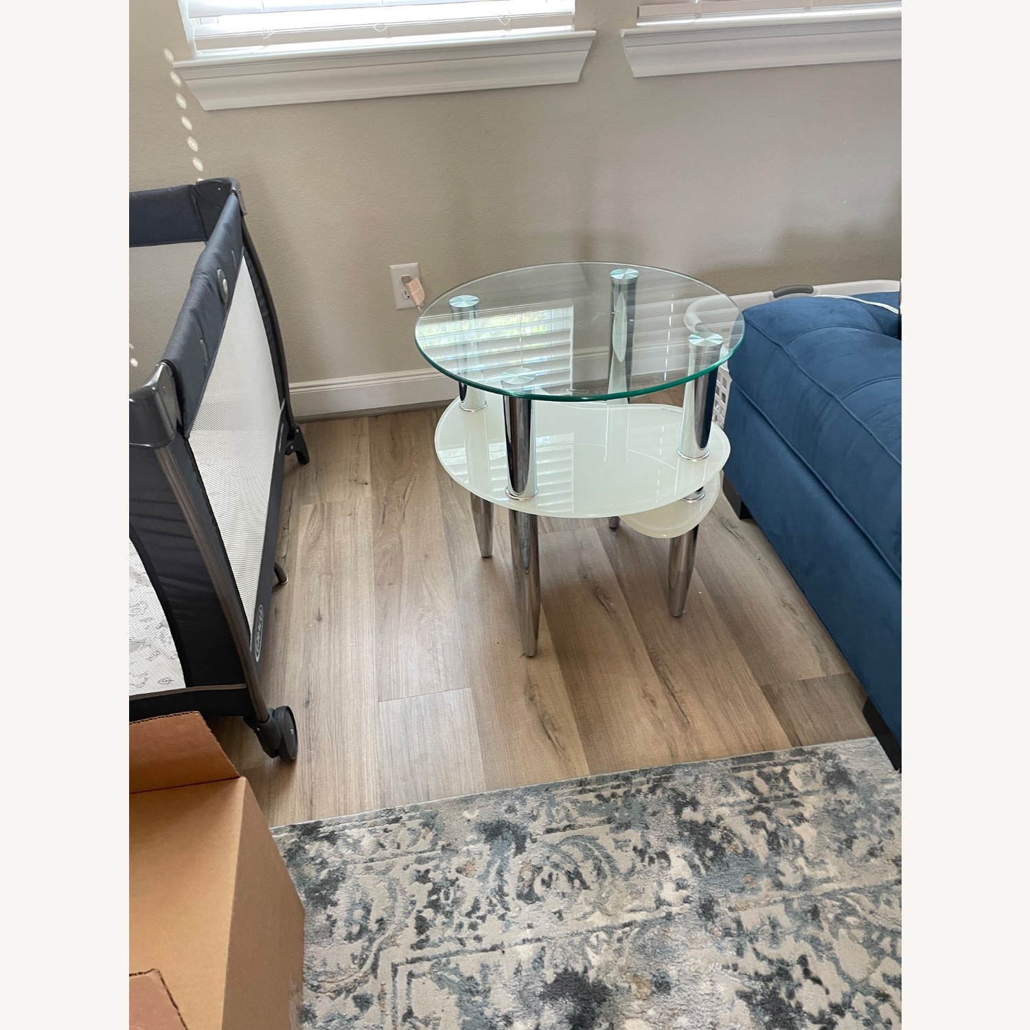 Rooms To Go Brunson Silver End Table - image-6