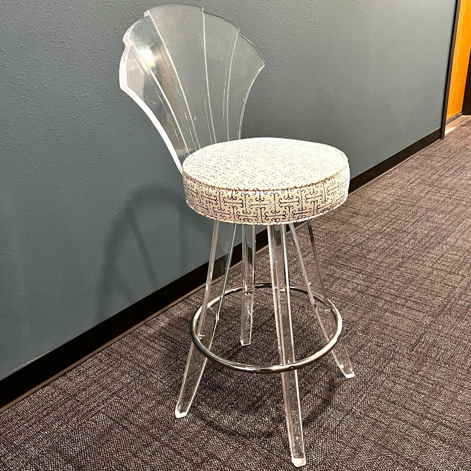 Hill Manufacturing Mid-Century Lucite Barstool - image-1