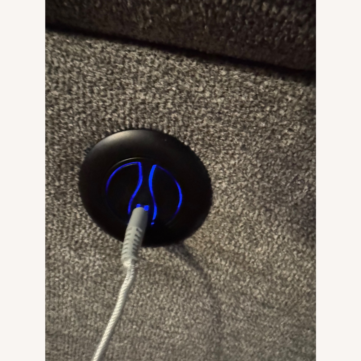 Rooms To Go Swansea Sofa - image-2