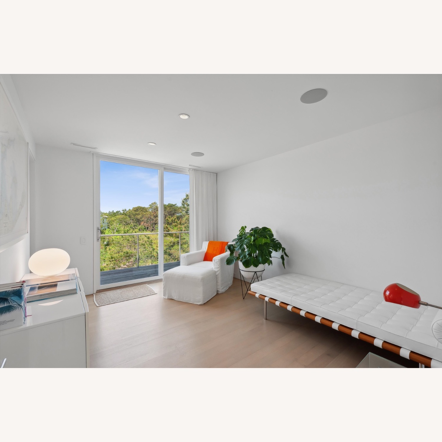 Knoll Barcelona Couch - image-0