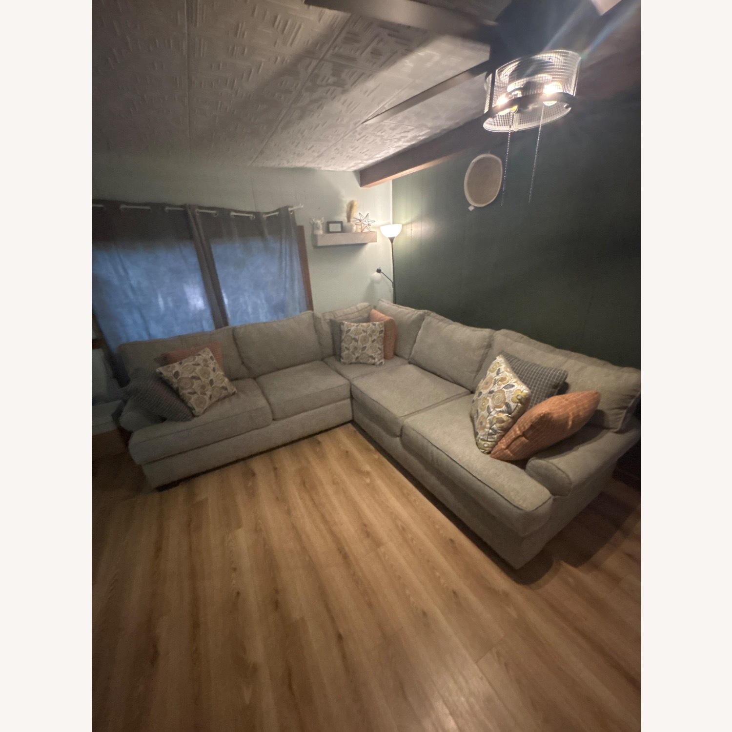 La-Z-Boy Sectional  - image-2