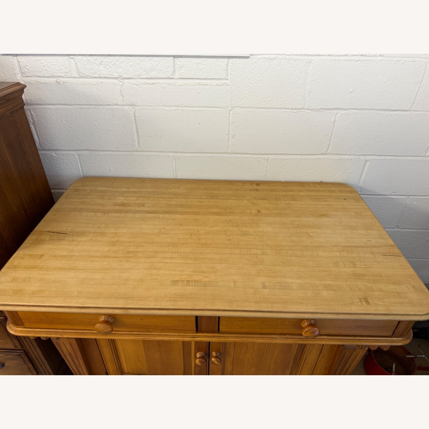 Lexington Furniture Wood Kitchen Island - image-5