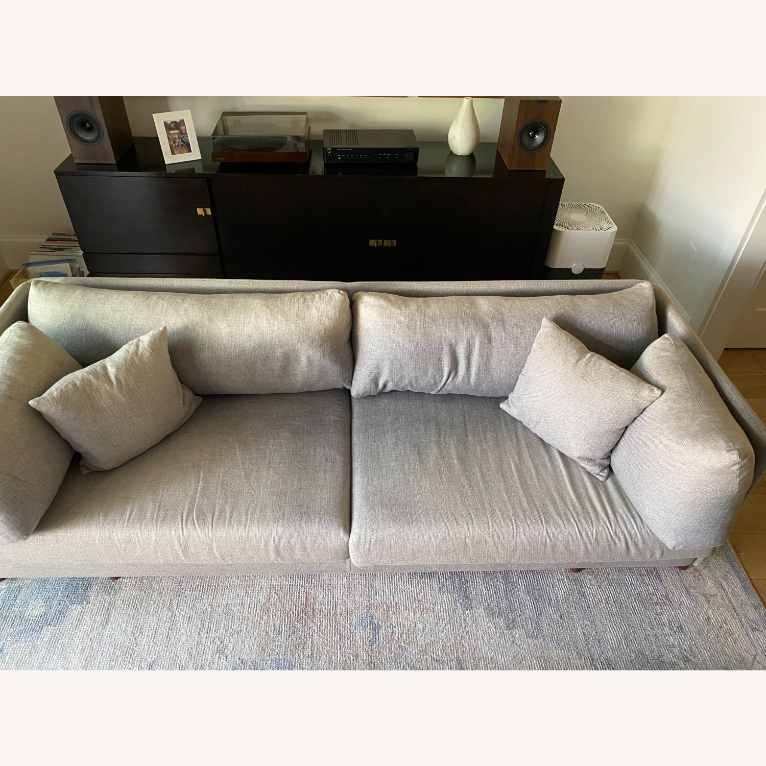 Vintage/Antique Finds Light Gray 3+ Seater Sofa - image-5