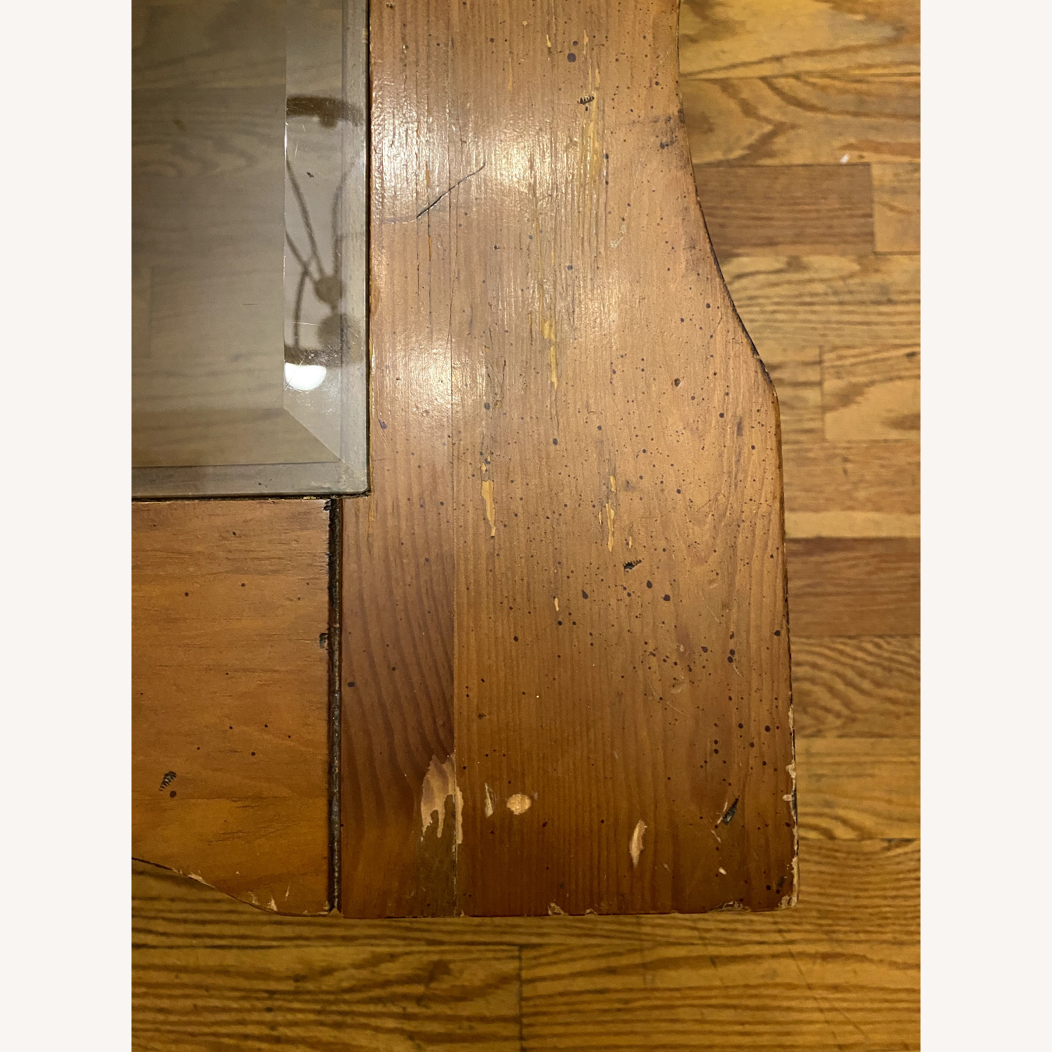 Vintage/Antique Finds Transparent Coffee Table - image-5