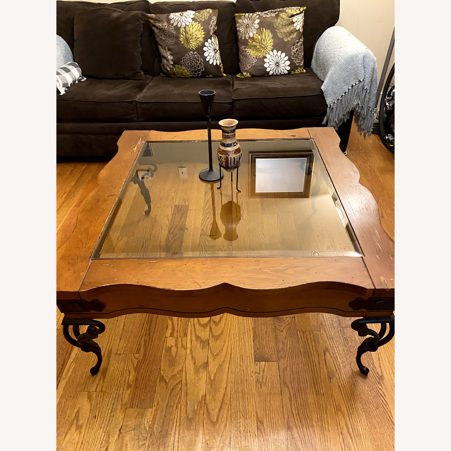 Vintage/Antique Finds Transparent Coffee Table - image-4