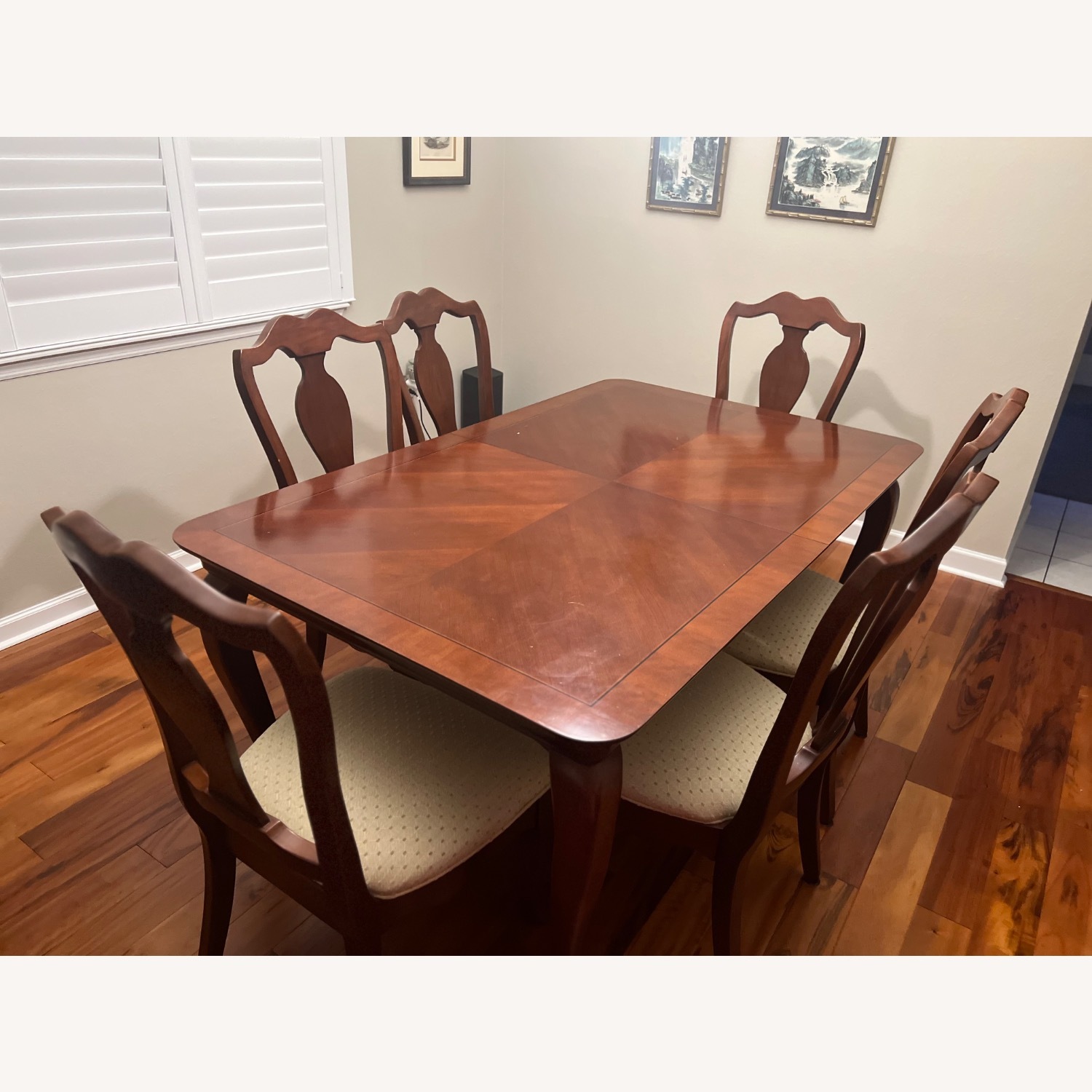 Thomasville Dining Table & Chairs - image-6