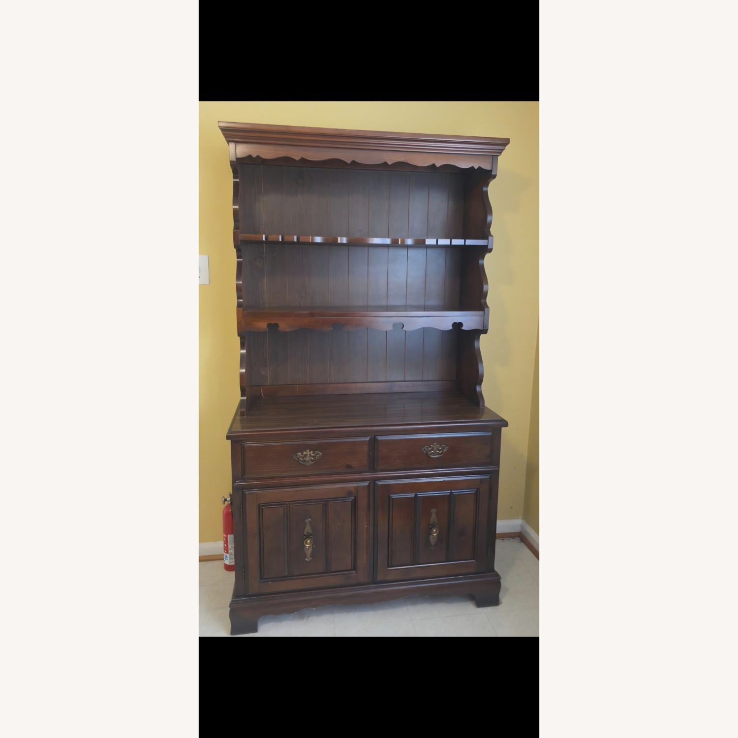 Vintage/Antique Finds Hutch Dark Brown Wood Chest - image-4