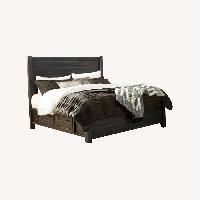 Baylow Queen Panel Bed Wit Storage