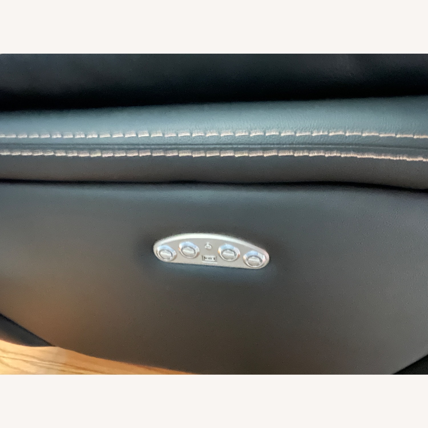 Global Furniture USA Black Leather 3+ Seater Sofa - image-9