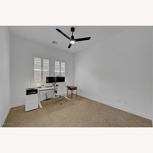 Used Jarvis Standing Desk by Fully at Herman Miller for sale on AptDeco