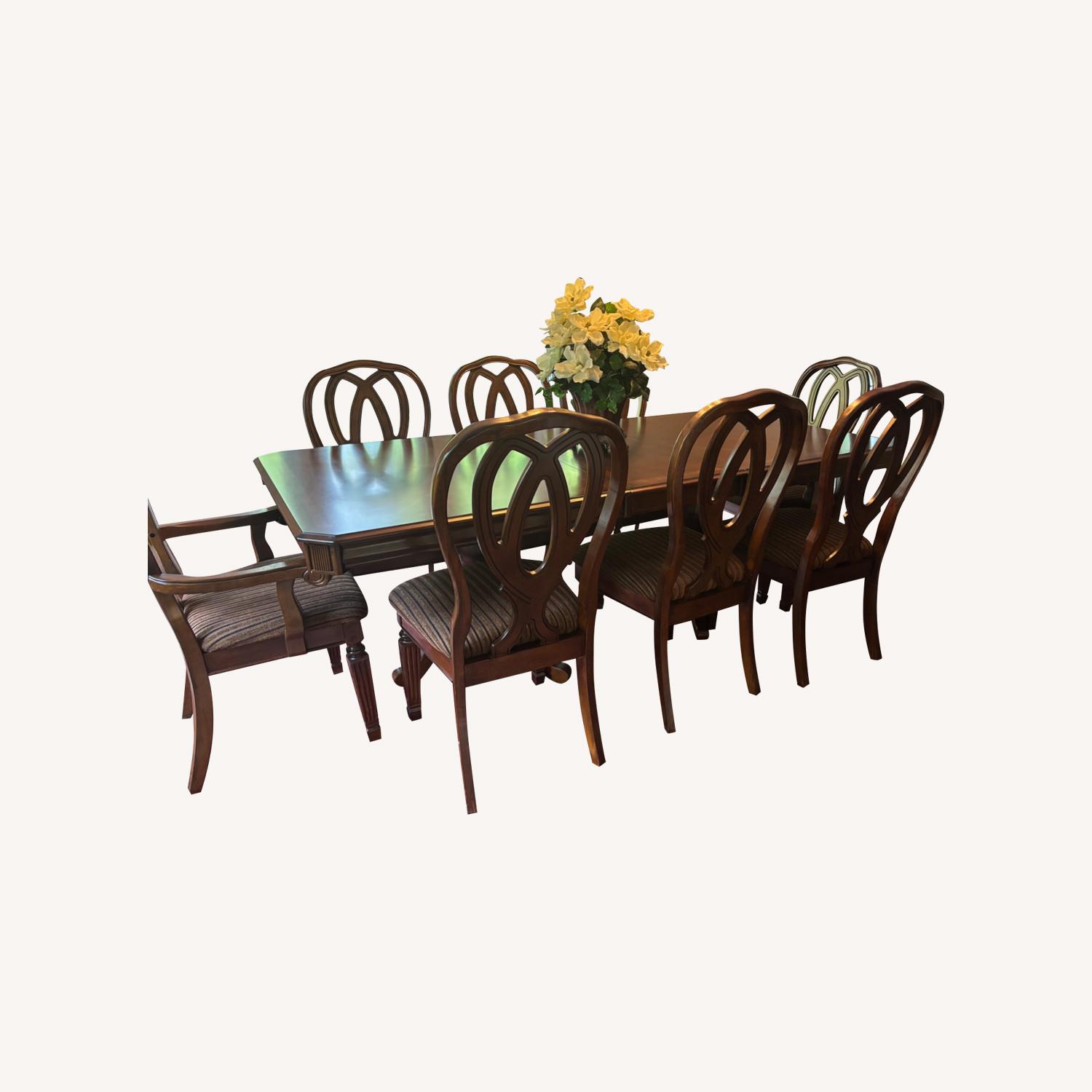 Dining Table, 8 Chairs, Top Table Pads - image-0