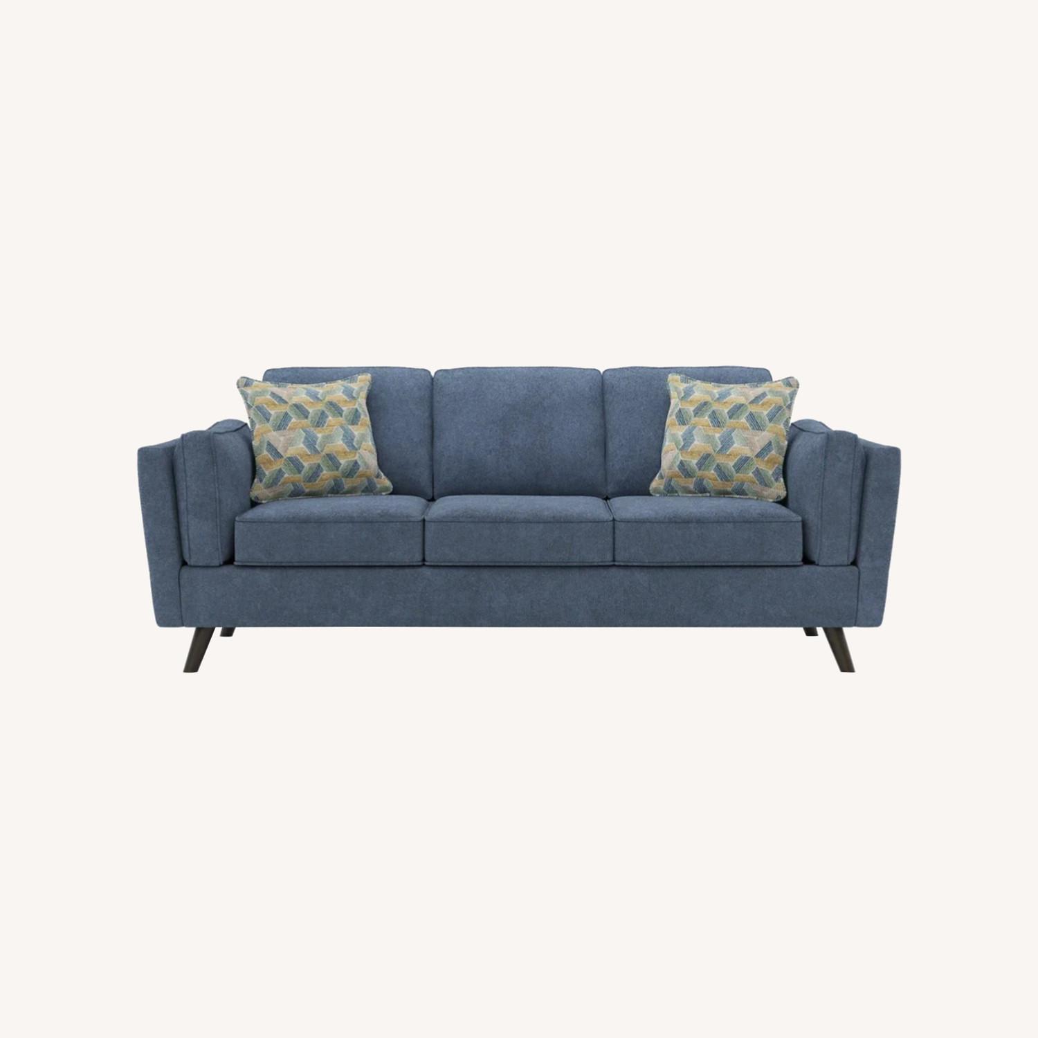 Rooms To Go Arlington Couch  - image-0