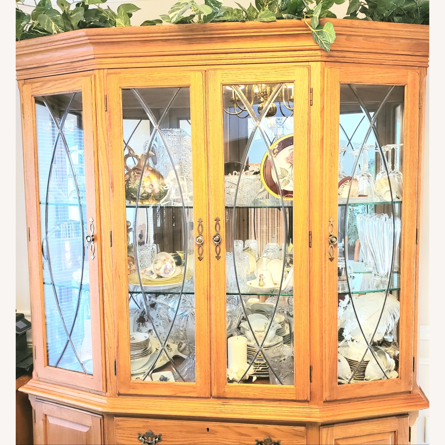 Thomasville Furniture Industries Dining Set - image-15