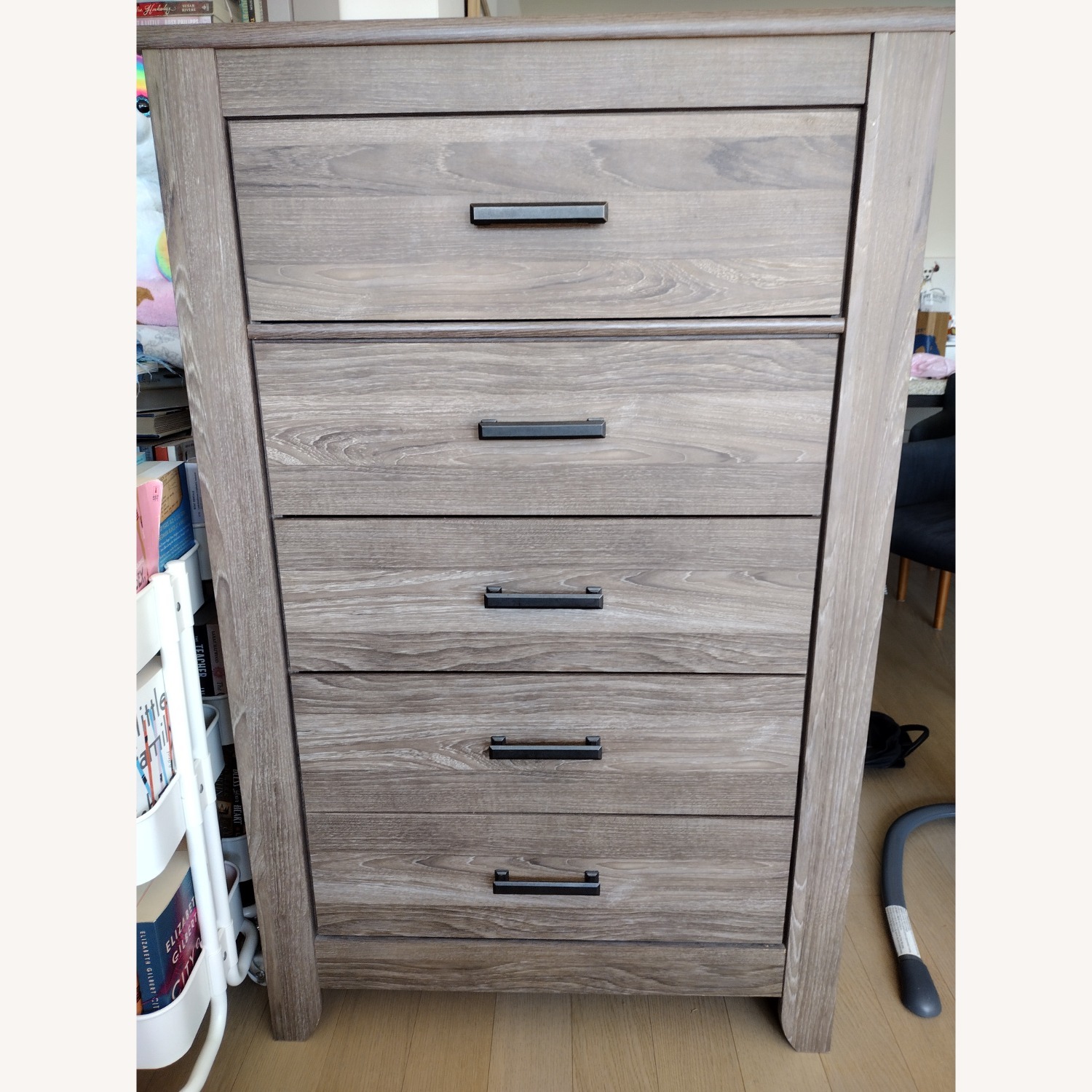 Zelen 5 Drawer Chest of Drawers - image-3