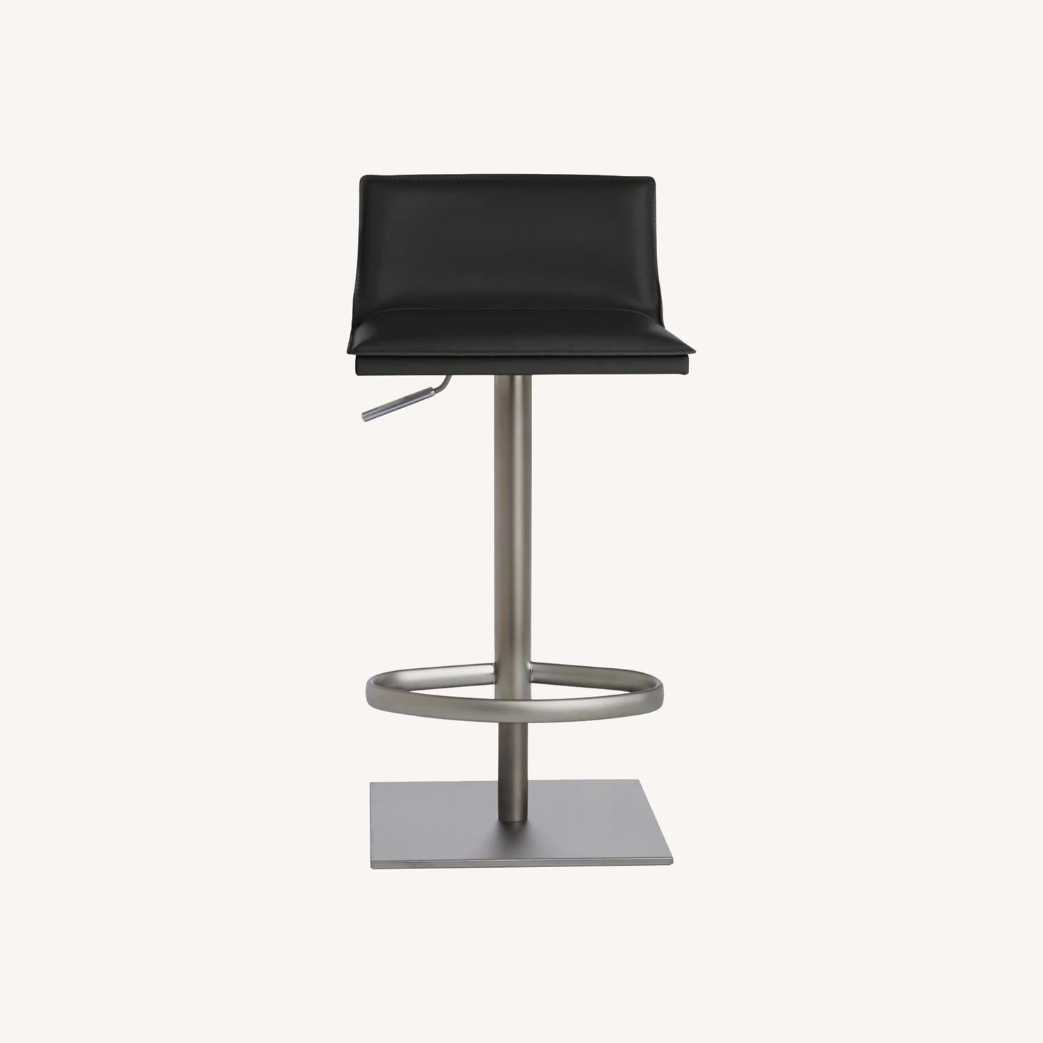 Frag Bottega Piston Stools - image-0