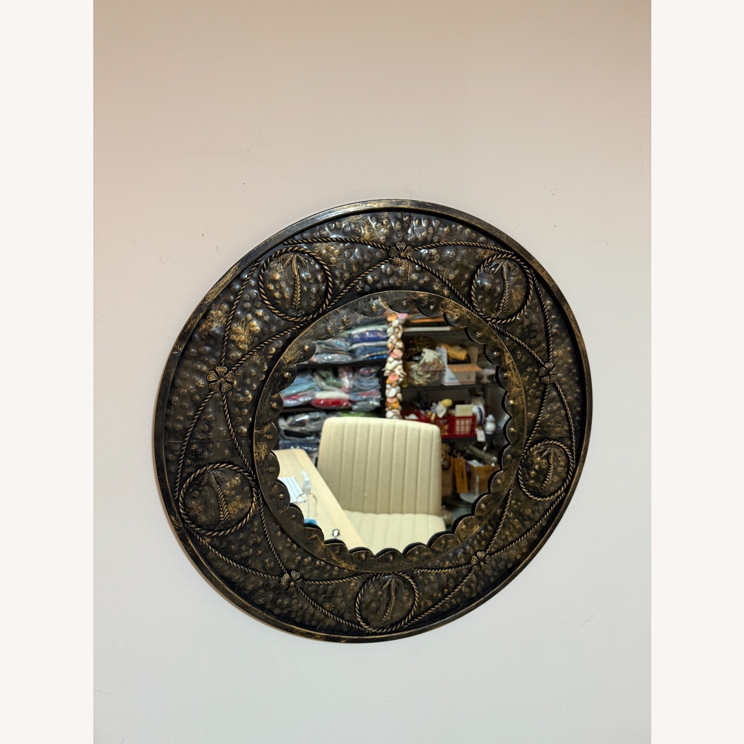 Vintage Round Palm Tree Mirror Hammered Metal - image-4