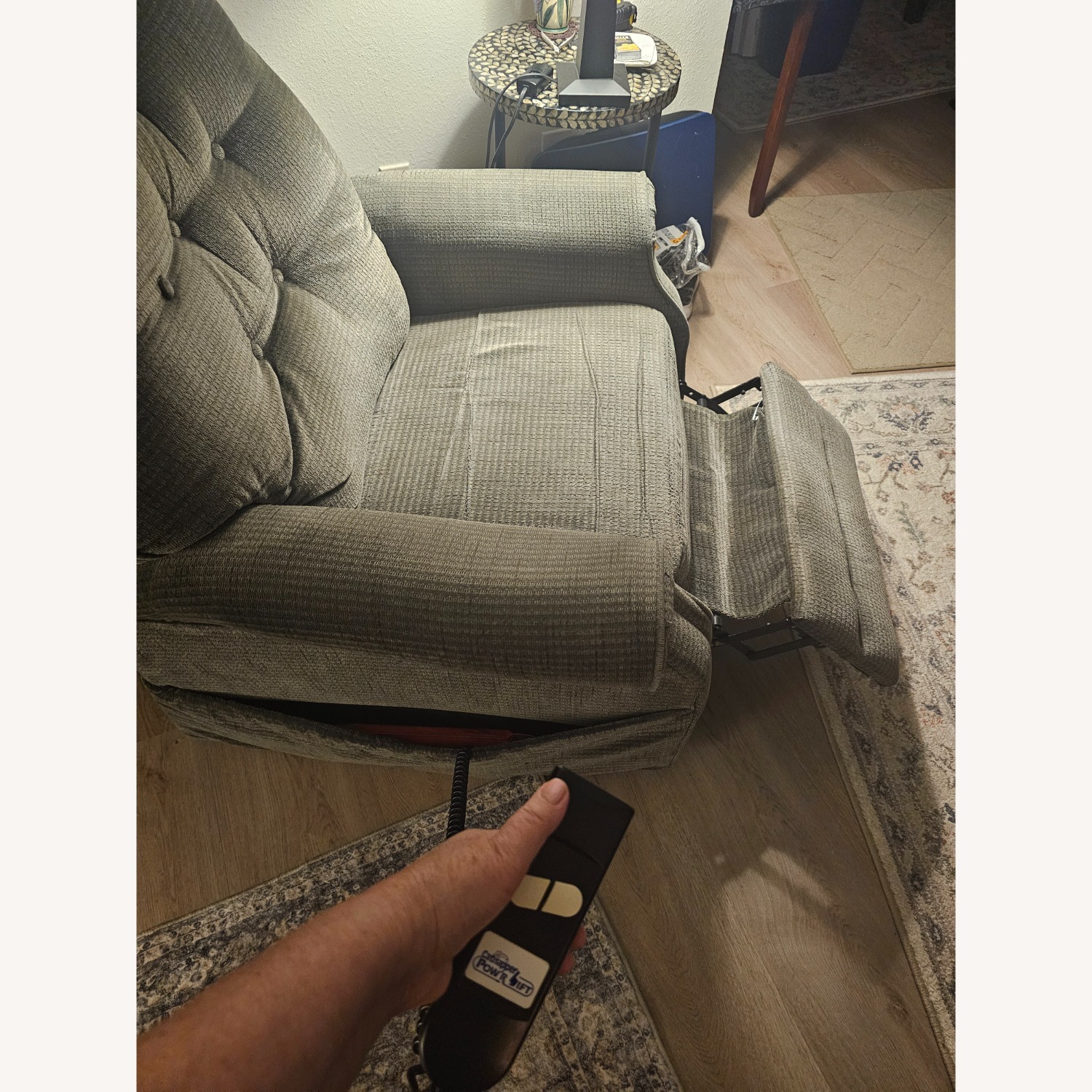 Catnapper Fabric Lift Recliner Olive Green - image-17