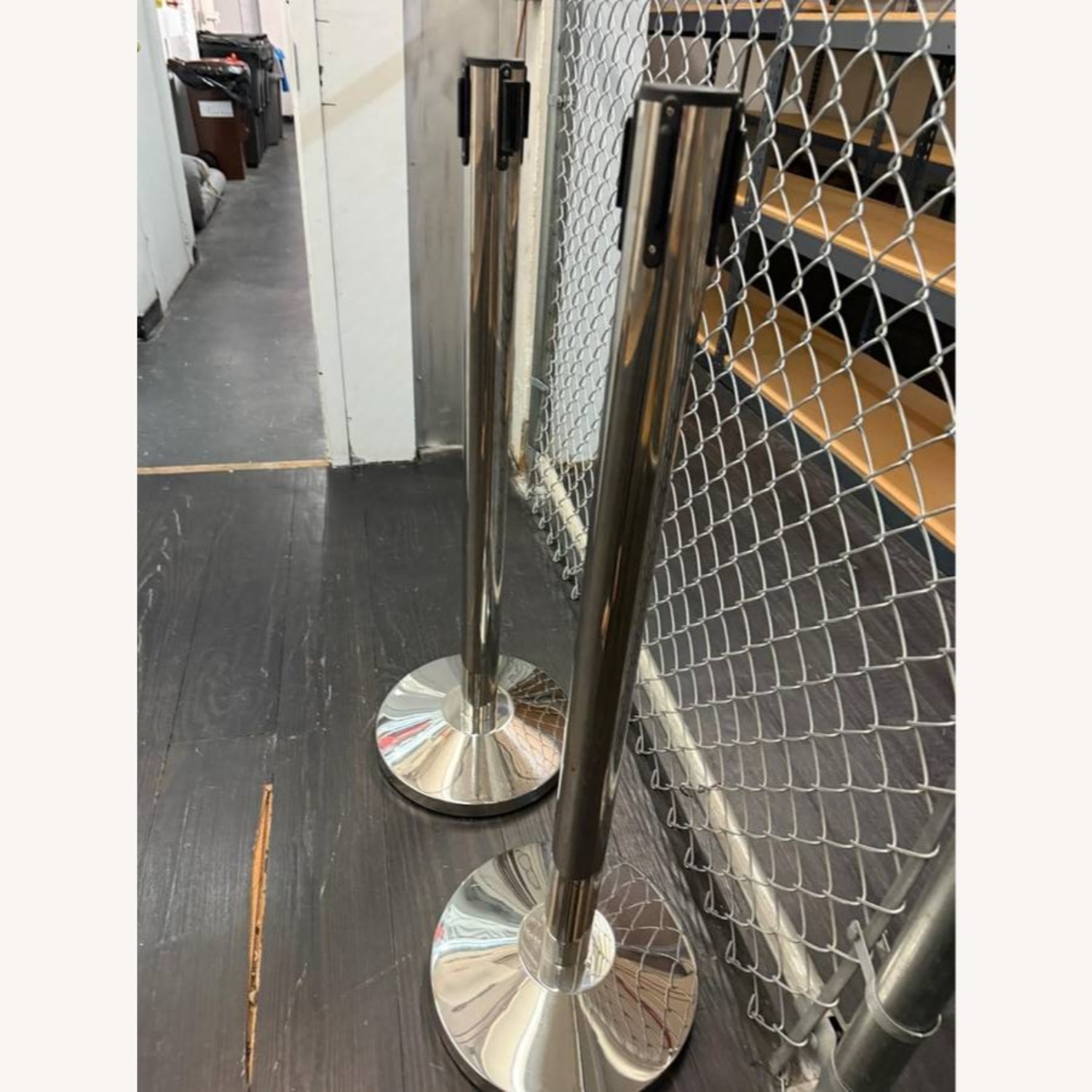 Modern Metal Décor - image-9