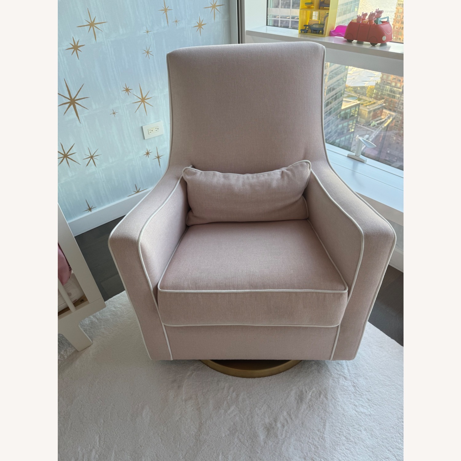 Monte Design Pink Fabric Nursing Chair - image-6