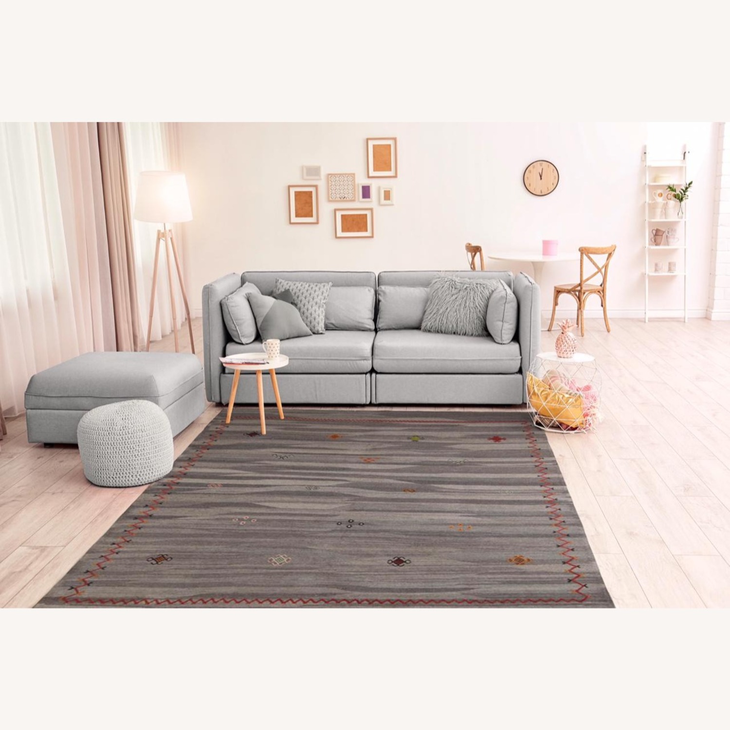 Contemporary Rug 5' x 6' - image-2