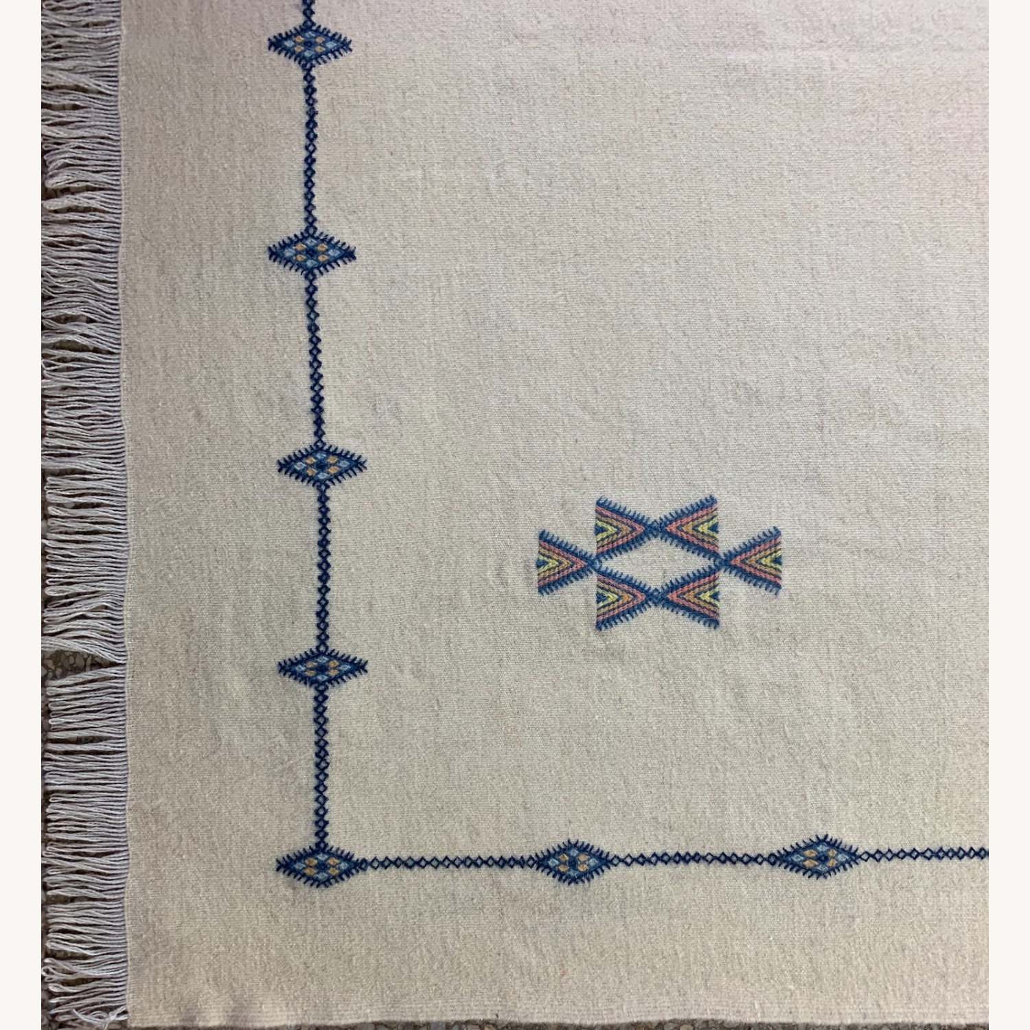 White Wool Area Rug 4.5' x 6.5' (Kilim) - image-3