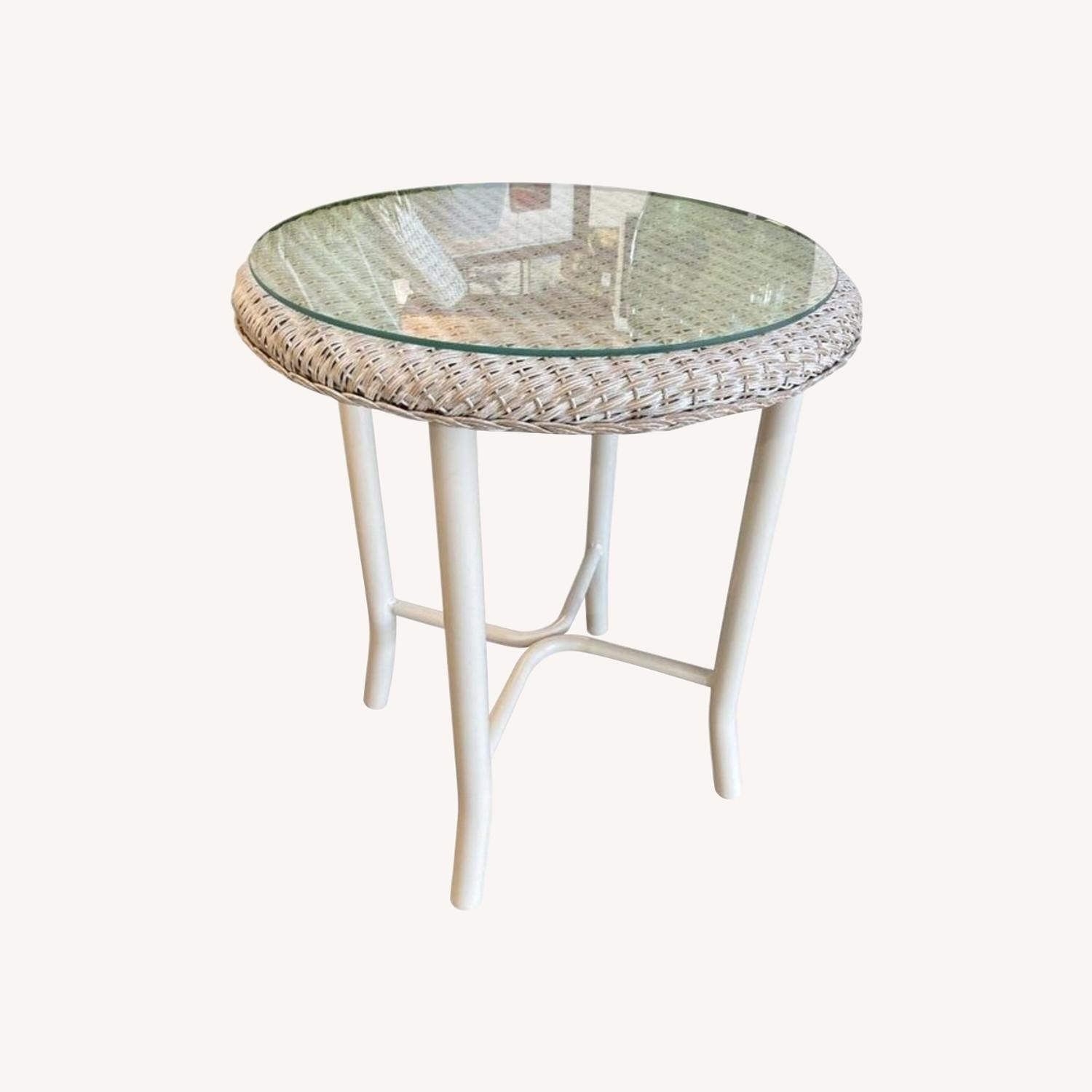 Lloyd Flanders Heirloom Round End Table - image-0