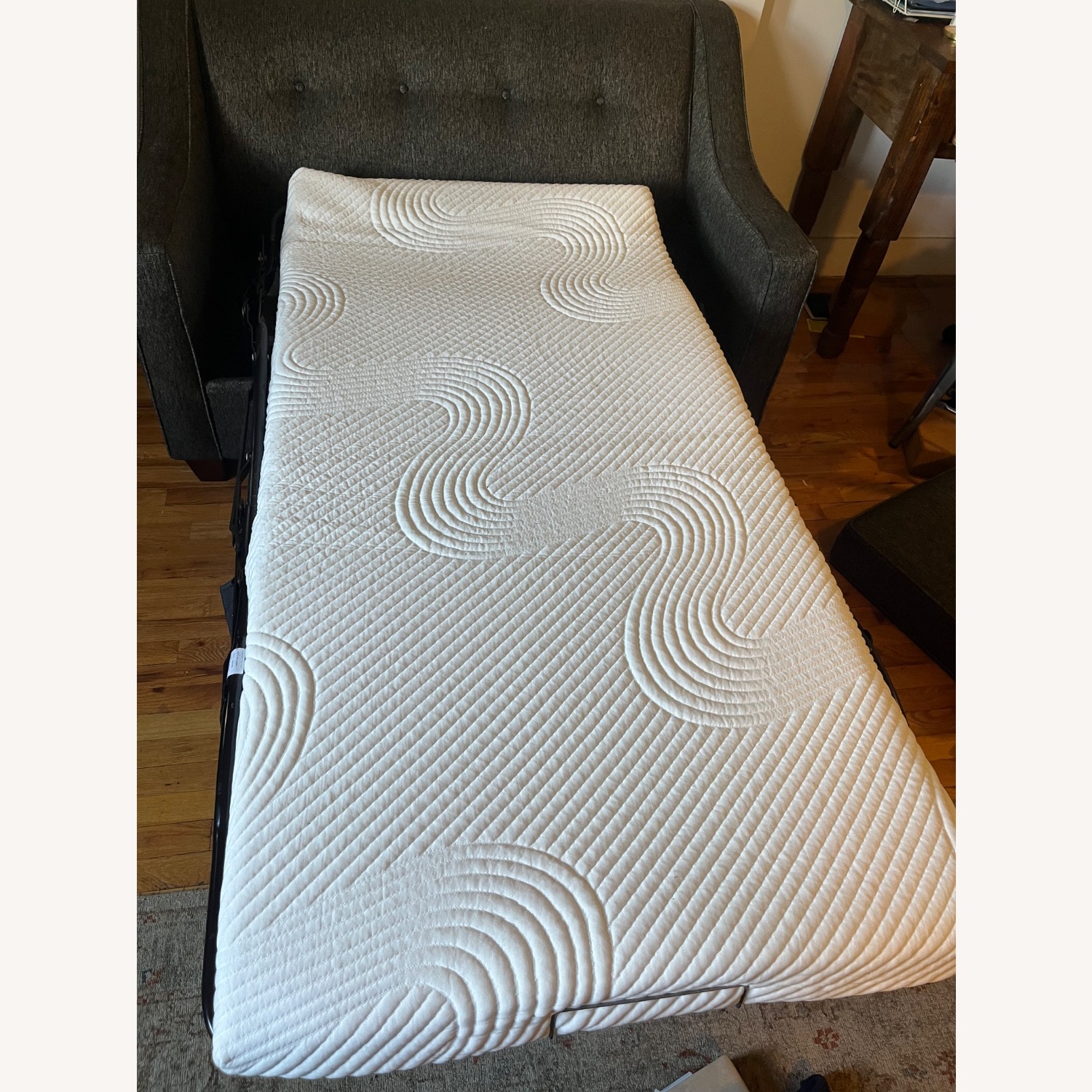 Bob's Discount Furniture Loveseat With Pullout Bed - image-2