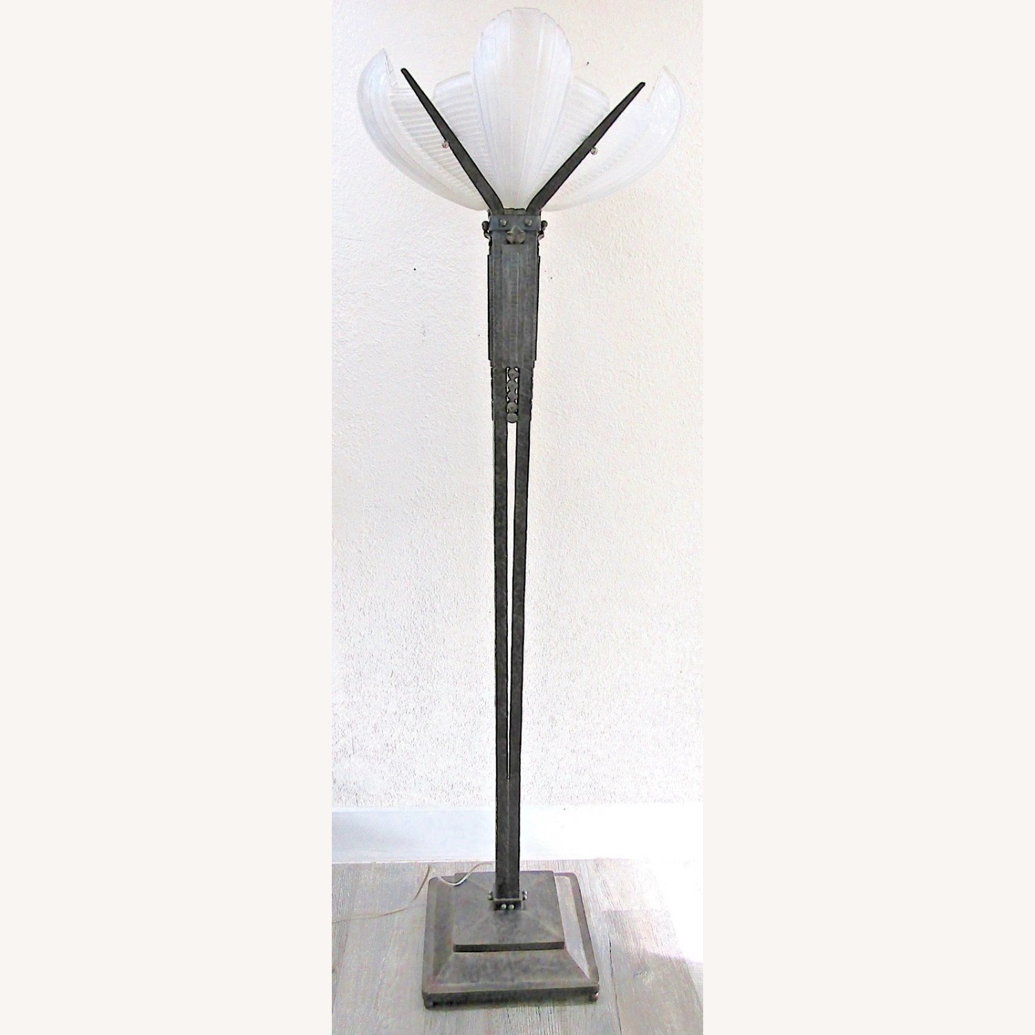 French Art Deco Atelier Petitot Bronze Floor Lamp - image-4