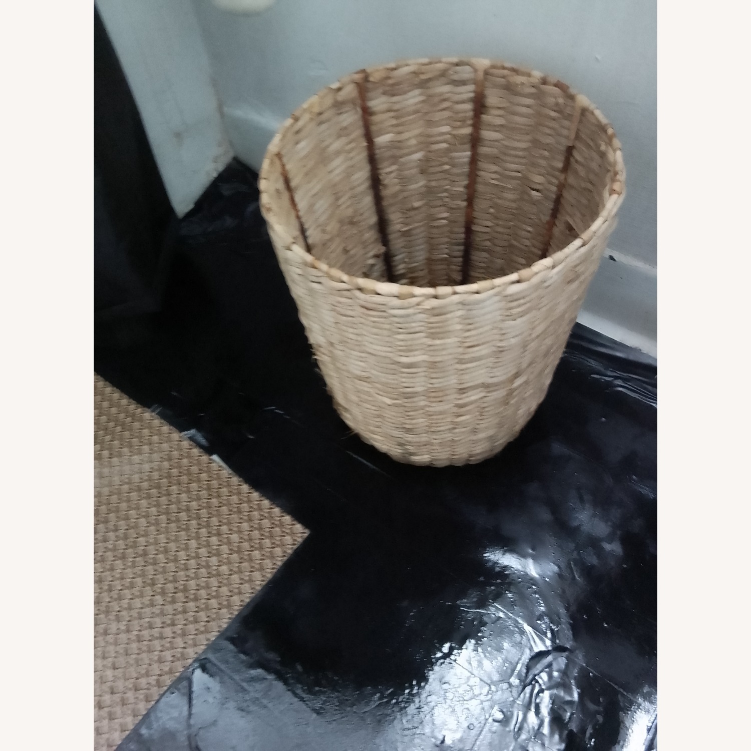 Target Dark Brown Décor - image-2