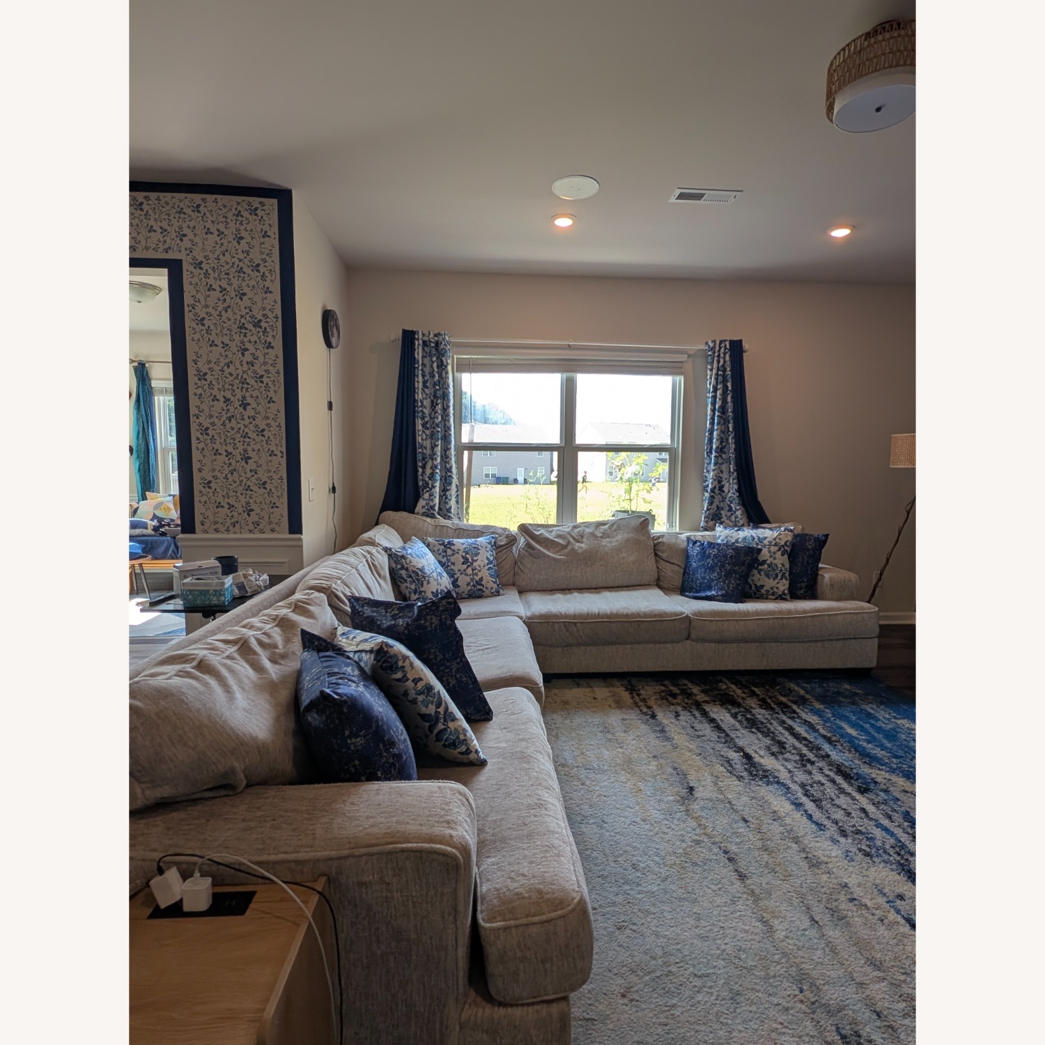 Ashley's Rawcliffe 5 pc Sectional - image-4