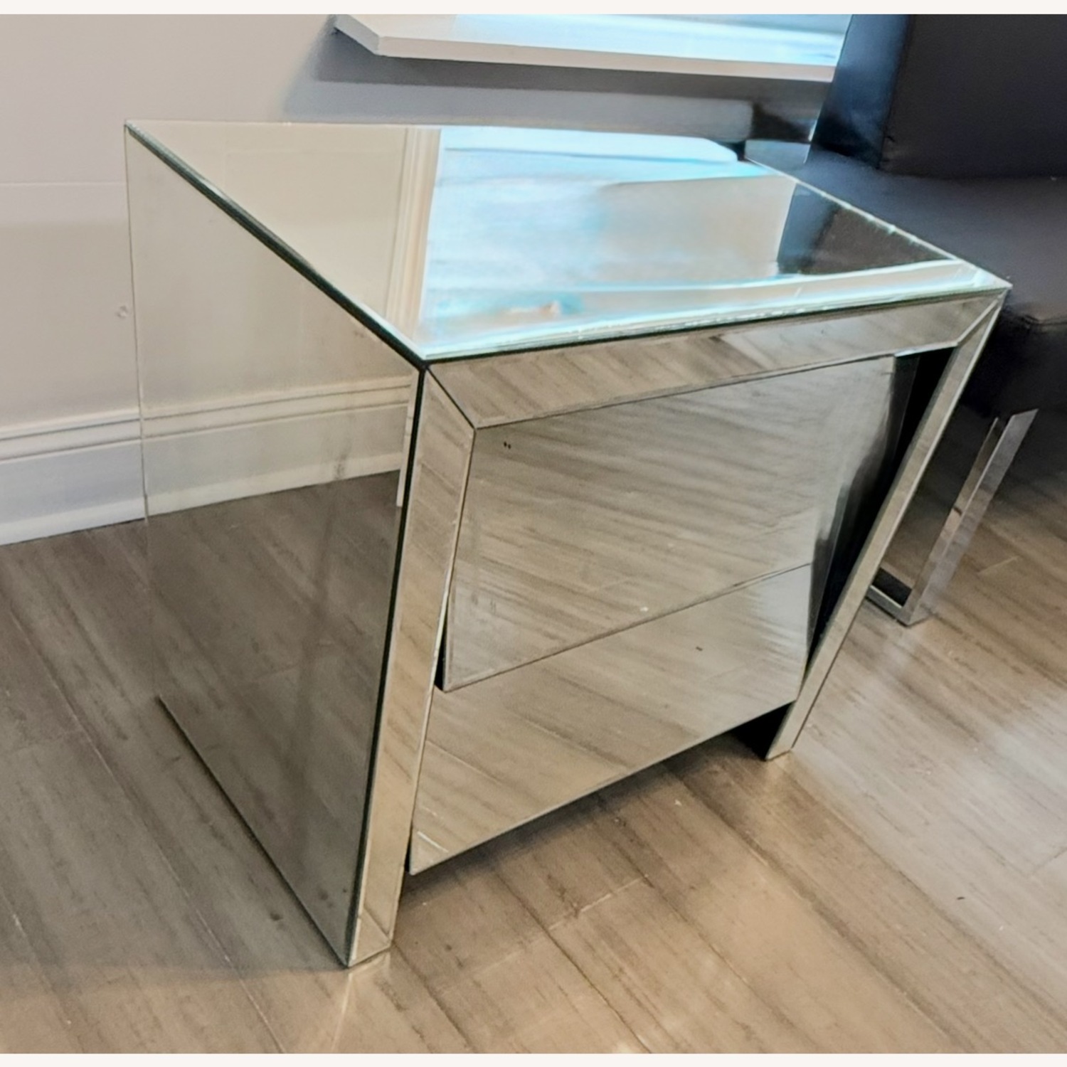 Modani Glass Nightstand - image-1