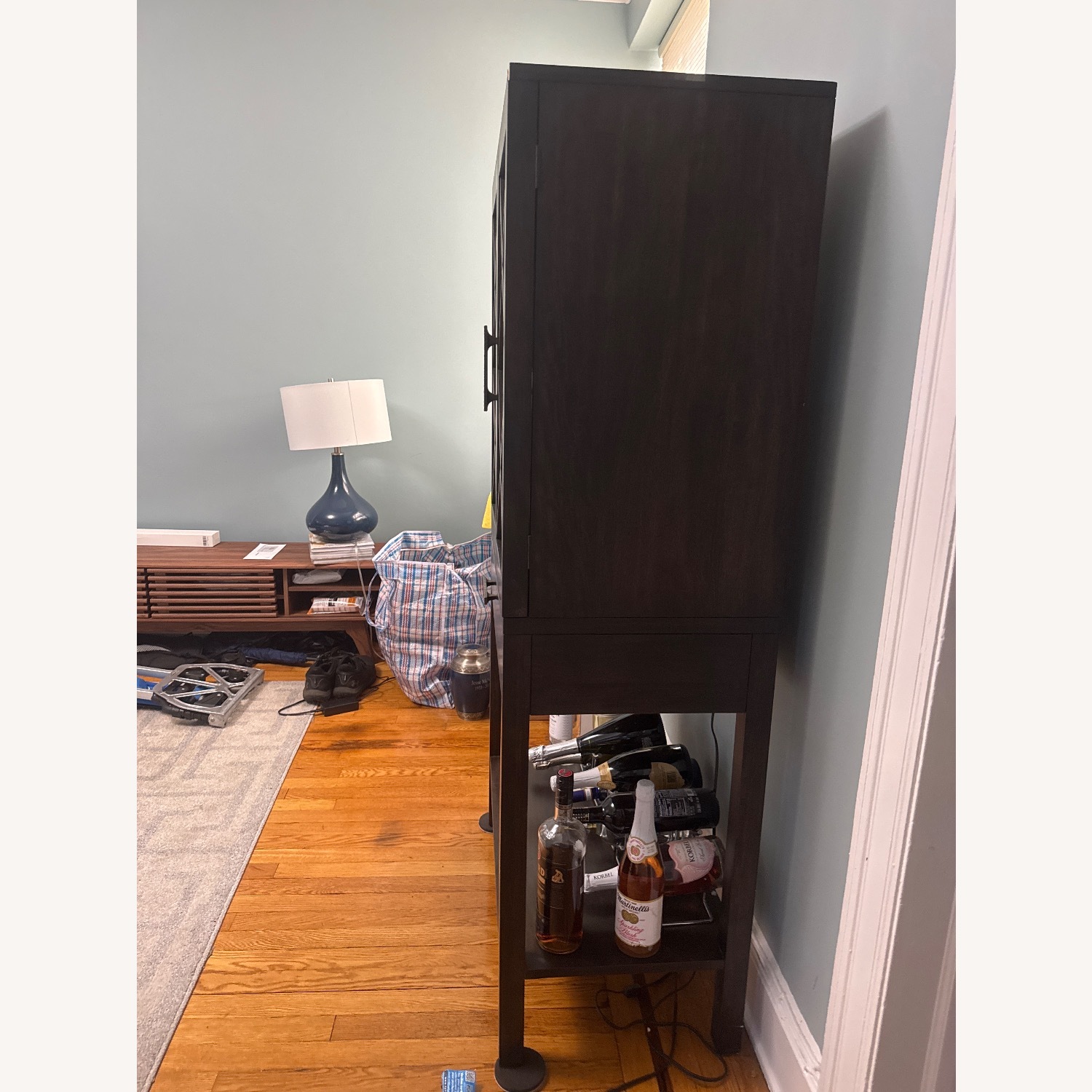 Free Standing Bar - image-1