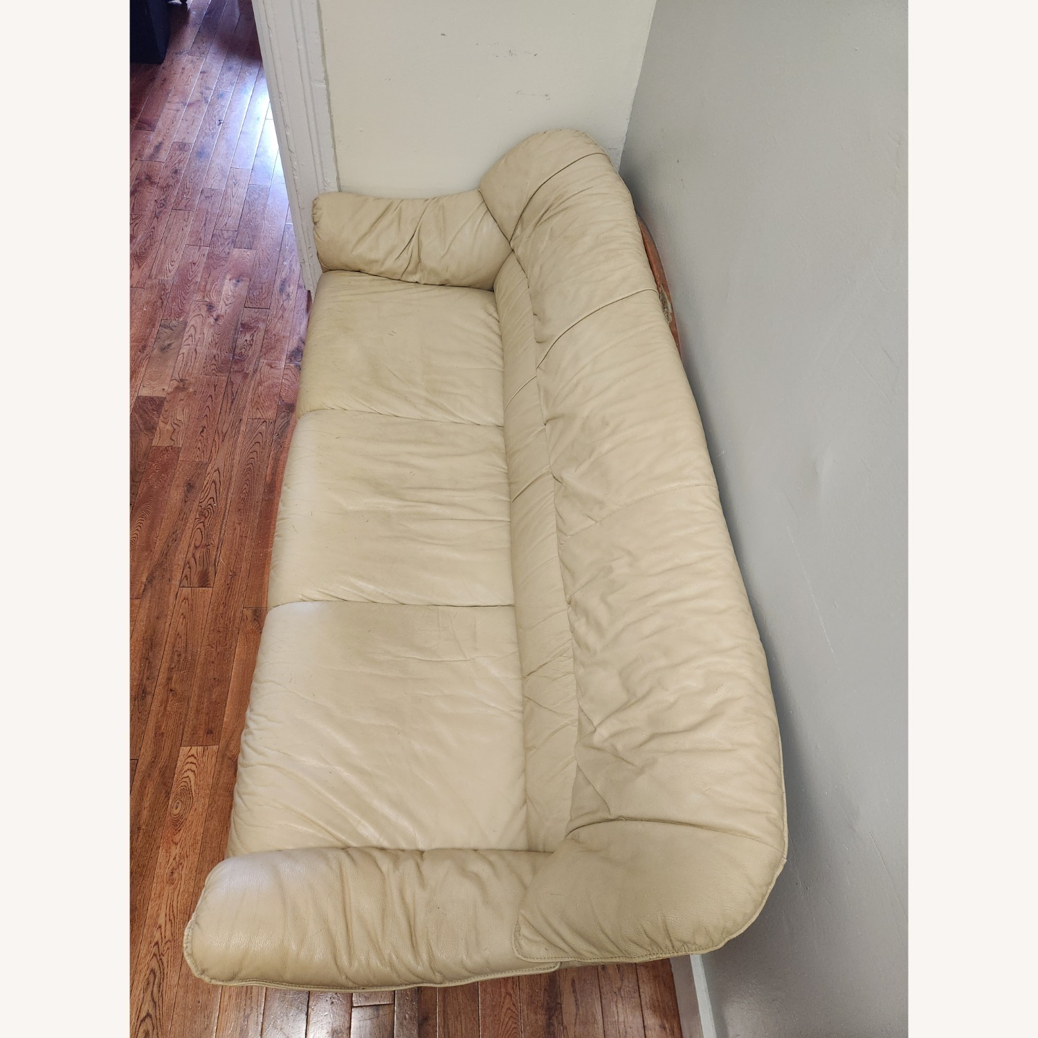 Vintage/Antique Finds Natural 3+ Seater Sofa - image-4