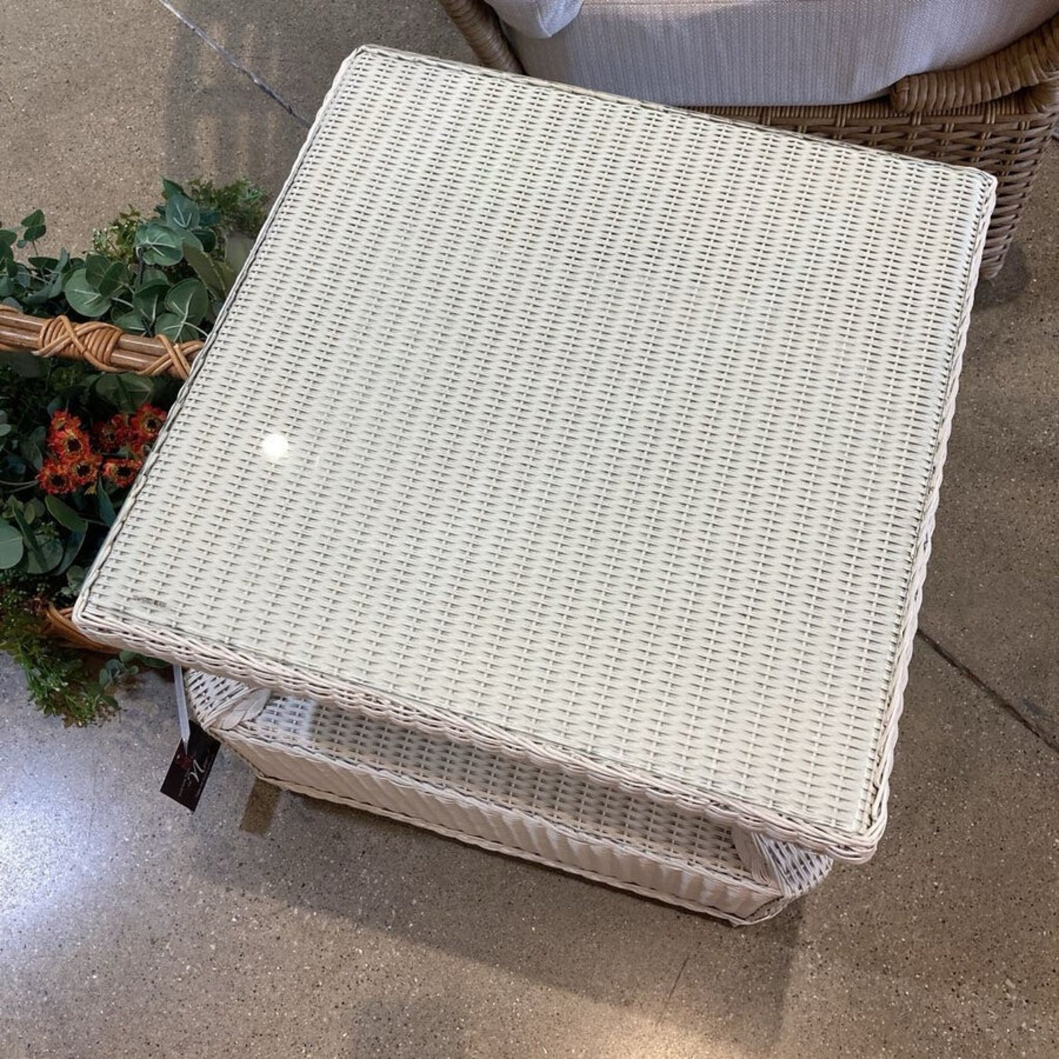 Lloyd Flanders Hamptons Square End Table - image-3