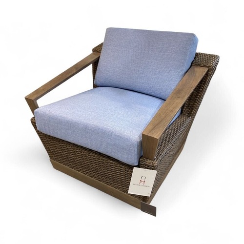 Used Lloyd Flanders Charisma Lounge Chair  for sale on AptDeco