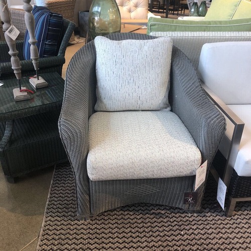 Used Lloyd Flanders Reflections Wicker Lounge Chair for sale on AptDeco