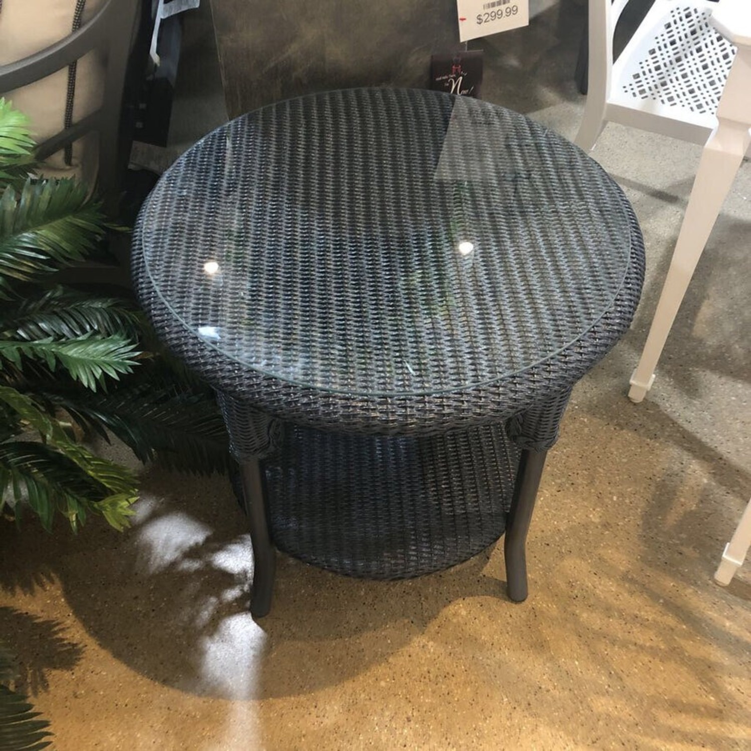 Lloyd Flanders Heirloom Round Side Table - image-1