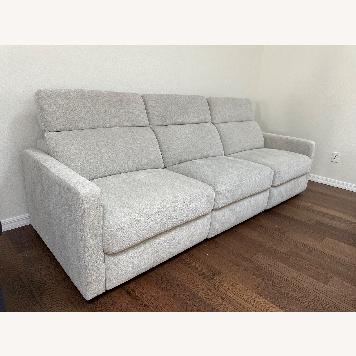 Havertys Nova Light Gray Fabric 3+ Seater Sofa - image-4