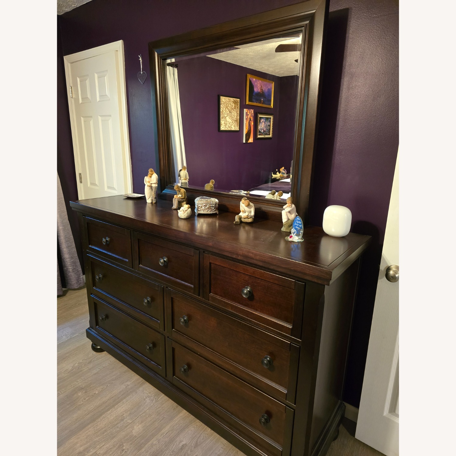 Vaughan Bassett Wood Dresser with Mirror - image-2