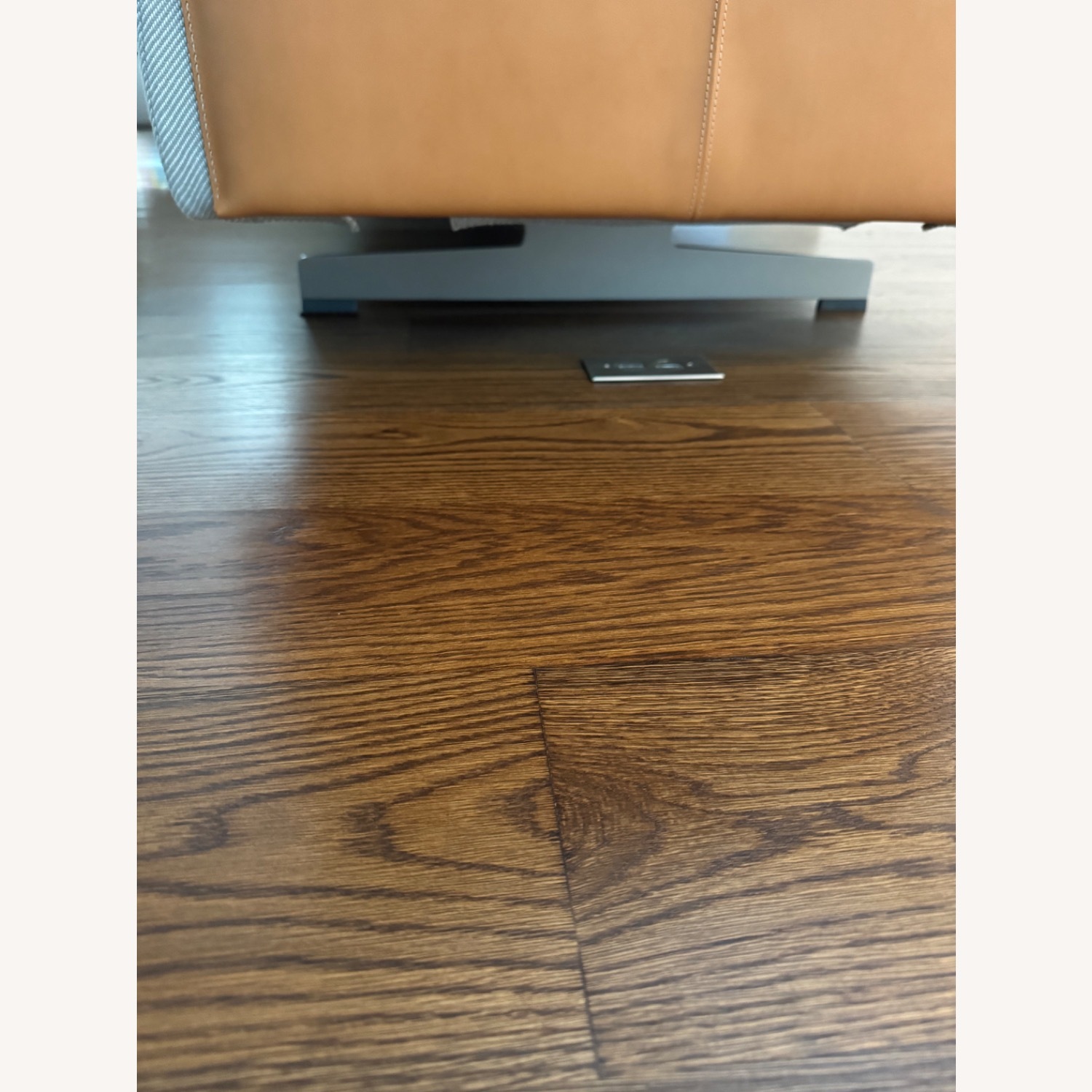 Poltrona Frau Natural 2 Piece Sectional - image-7