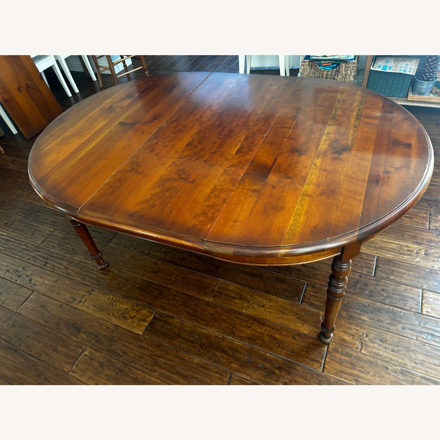 Round Extendable Dining Room Set - image-9