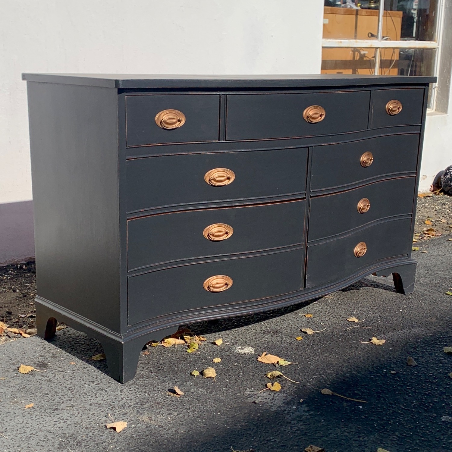 Hepplewhite Lowboy Dresser in Black - image-2